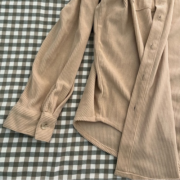 Rylan Shirt Beige - Picture 14 of 14